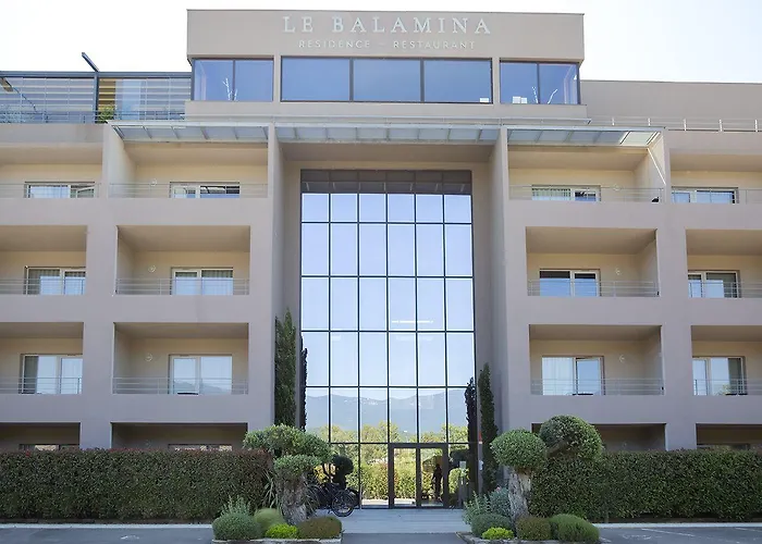 ル バラミナ ホテル 3*